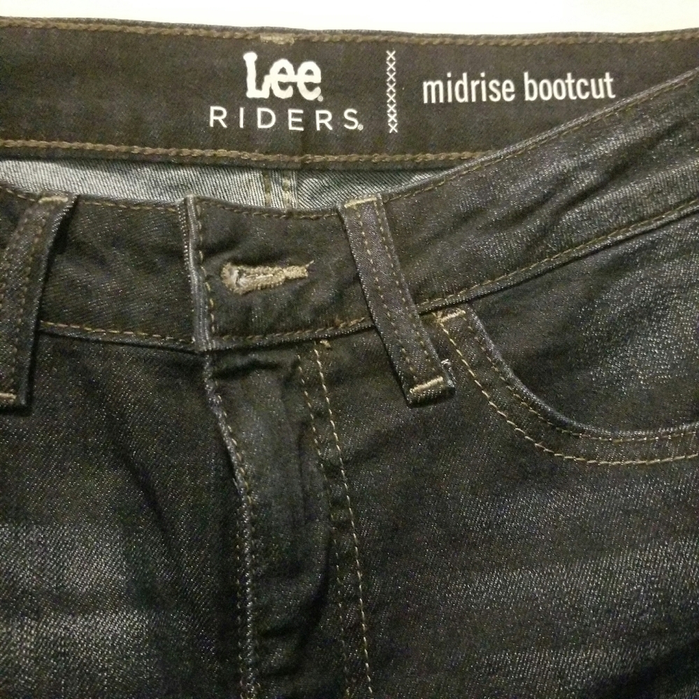 Lee Riders Regular Fit Mid Rise Boot Cut J… - Picture 2 of 12